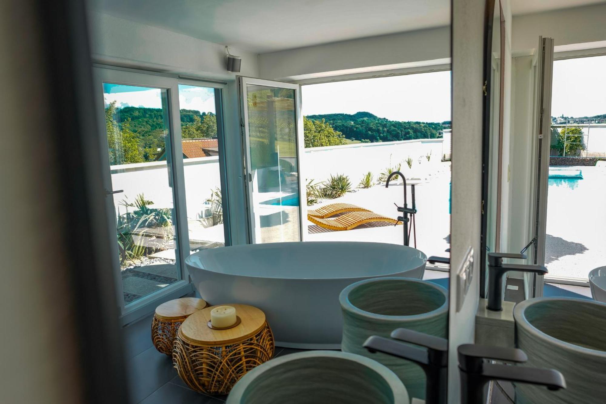 Weingut Holler Chalet Weingarten 스피에펠트 외부 사진